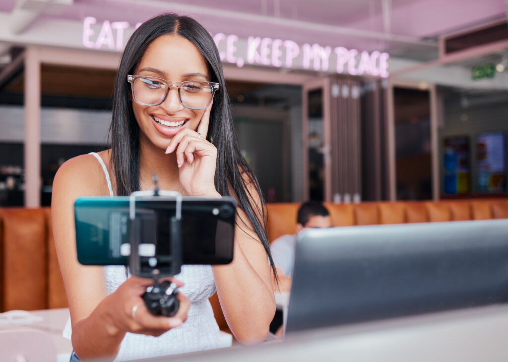 UGC
User Generated Content